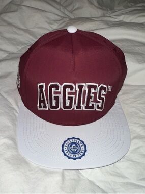 Texas A&M “AGGIES” Collegiate Outfitters Adjustable Hat OS Snap Back Maroon Grey